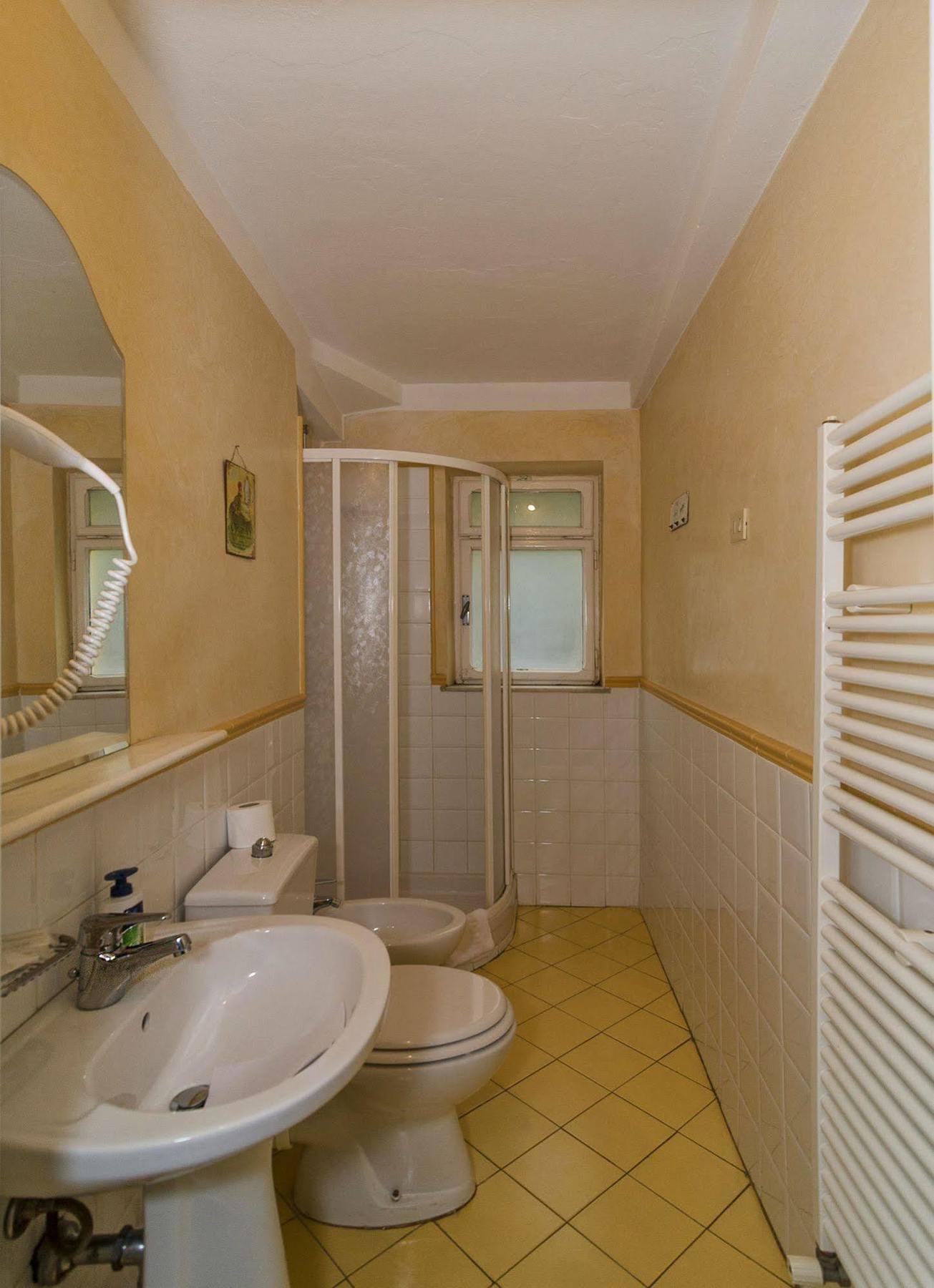 B&B Camera Con Vista Lucca Exterior photo